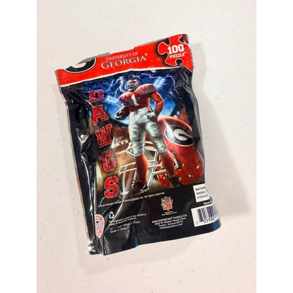 University of Georgia Bulldogs/ Dawgs Football Puzzle- 100 Pieces